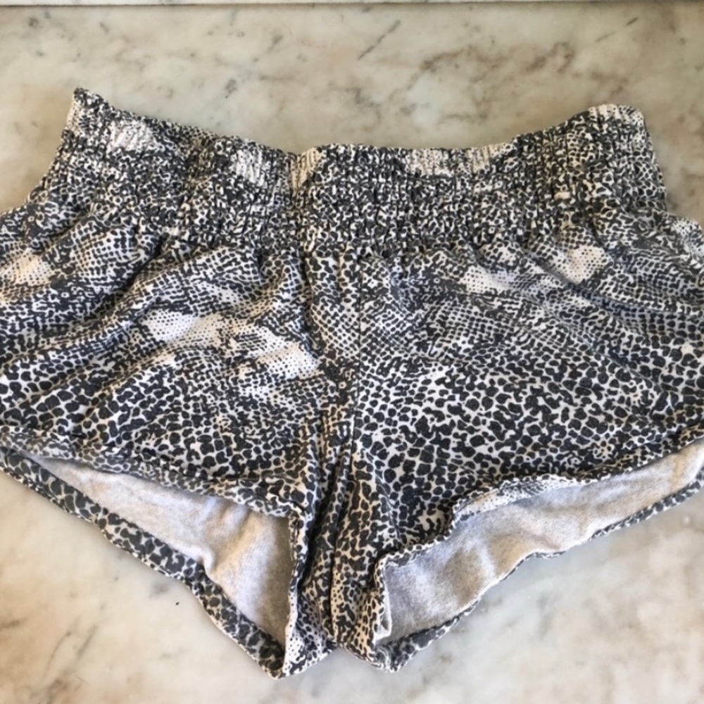 Acacia Snake Shorts